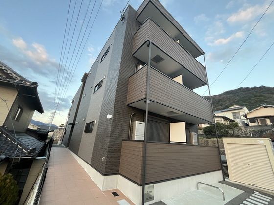 Residential 戸坂駅前の外観画像