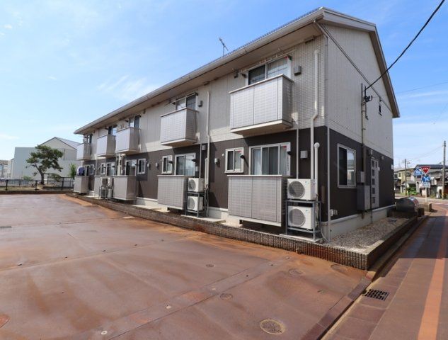 ロイヤルタウン Ⅱの外観画像