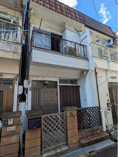 牧落二丁目テラスハウスの外観画像