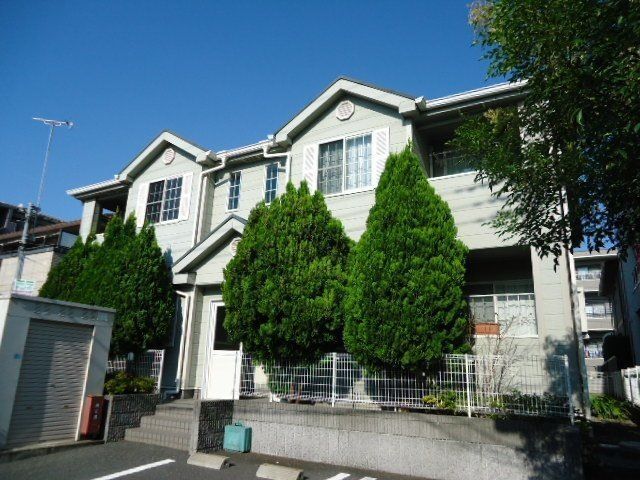 シャルマンヒルズの外観画像