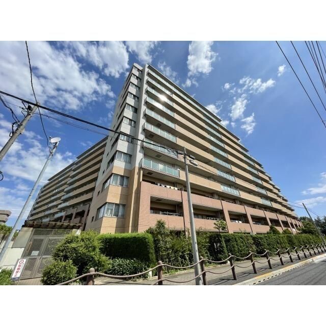 ルイシャトレひばりヶ丘ラスティパークの外観画像