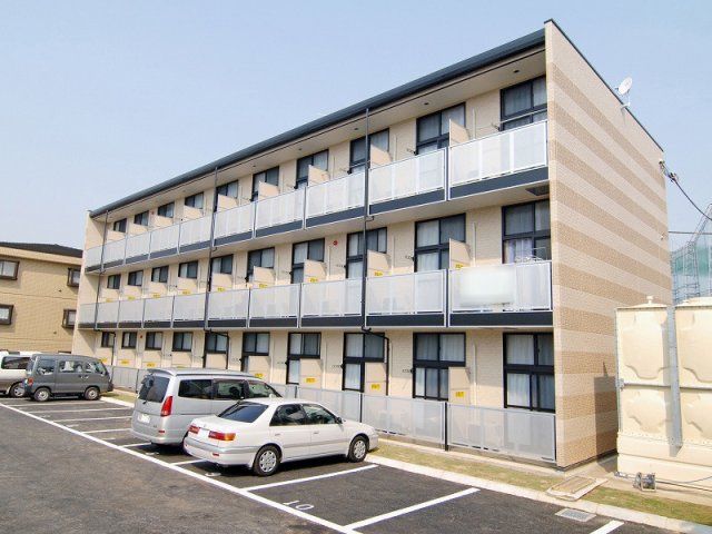 レオパレス九番街の外観画像