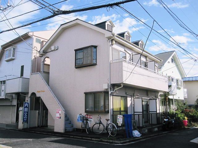 ロイヤルパレスの外観画像