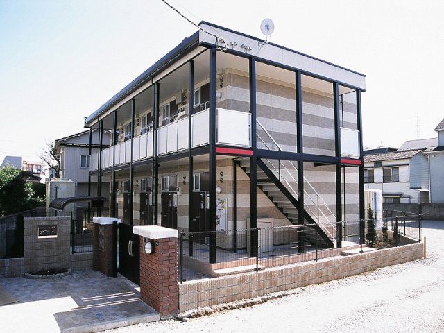 レオパレスオークスの外観画像