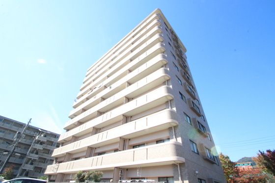 アピアイレブンの外観画像