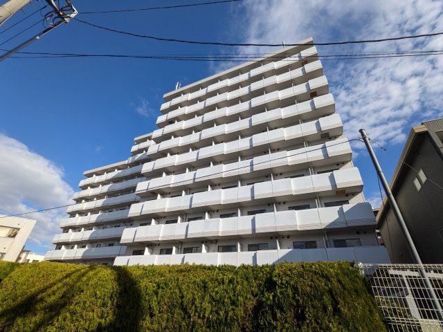 アレックス日乃本の外観画像