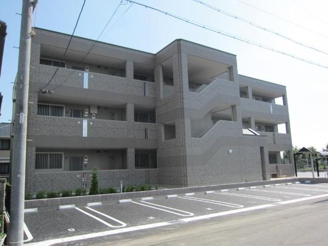 シャン ドゥ フルールの外観画像