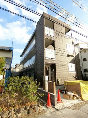 リブリ・ルクリスタル下穂積の外観画像