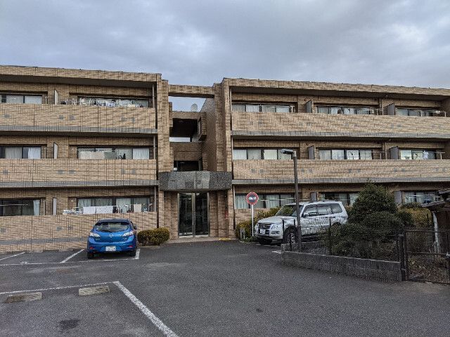 エストレージャの外観画像