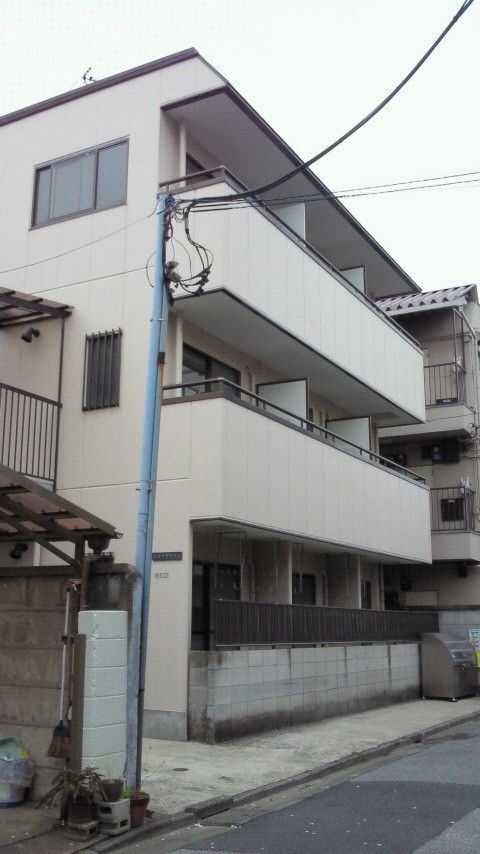 C’est cinqの外観画像