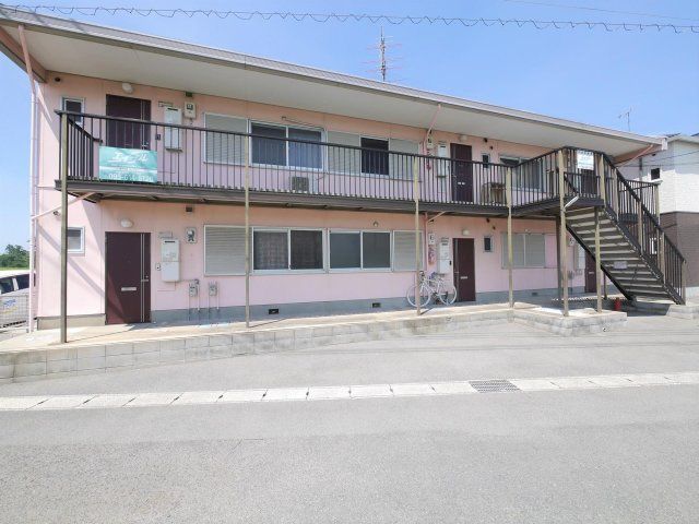 タウニーリバーサイドの外観画像