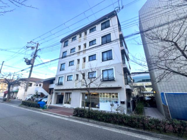 芦屋リバーウエストマンションの外観画像