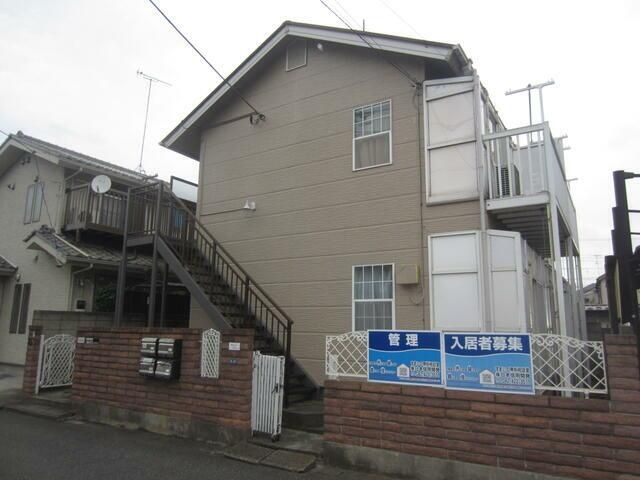 シャーロックホームズの外観画像