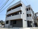 エール県庁前の外観画像