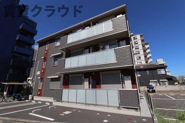 楡の木の外観画像