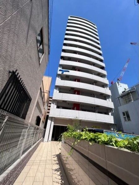 セレニテ中崎町リアンの外観画像