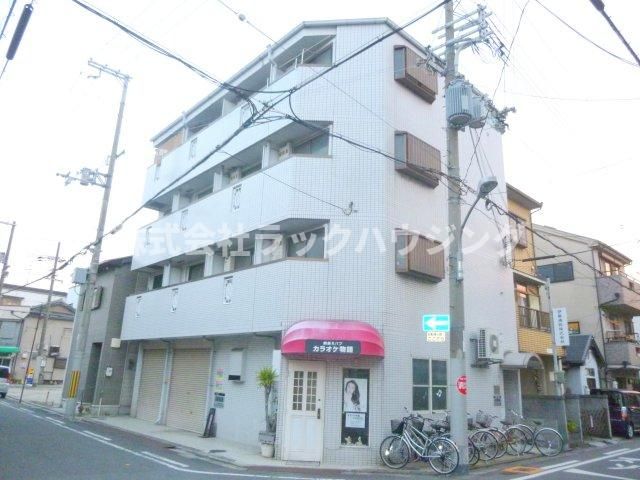 ハッピーNYの外観画像