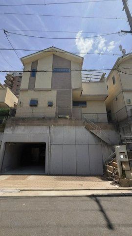藤阪東町1丁目貸家の外観画像