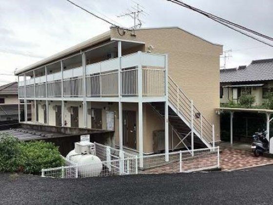 レオパレスサガタの外観画像