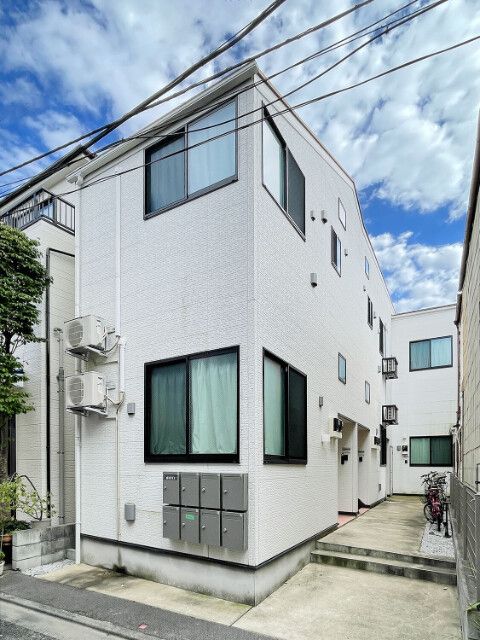 リオネス北千住の外観画像