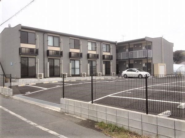 レオパレス安布里の外観画像