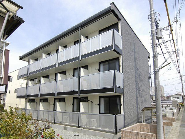 レオパレス村上の外観画像