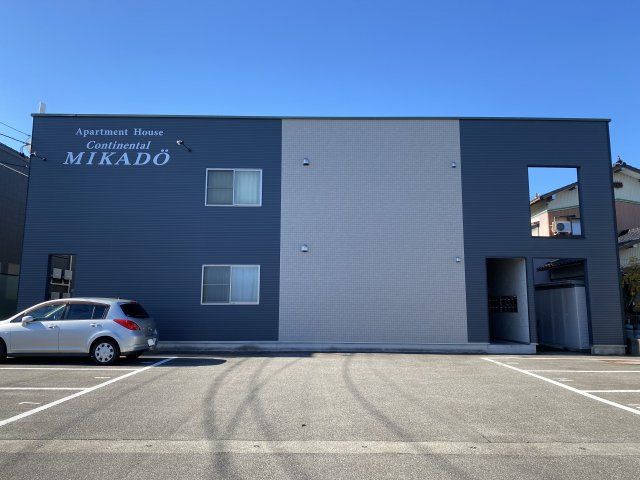 コンチネンタル御門の外観画像