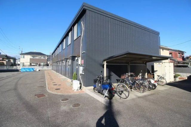 レオパレスフローラ2の外観画像