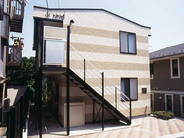 レオパレス鶴見東台の外観画像