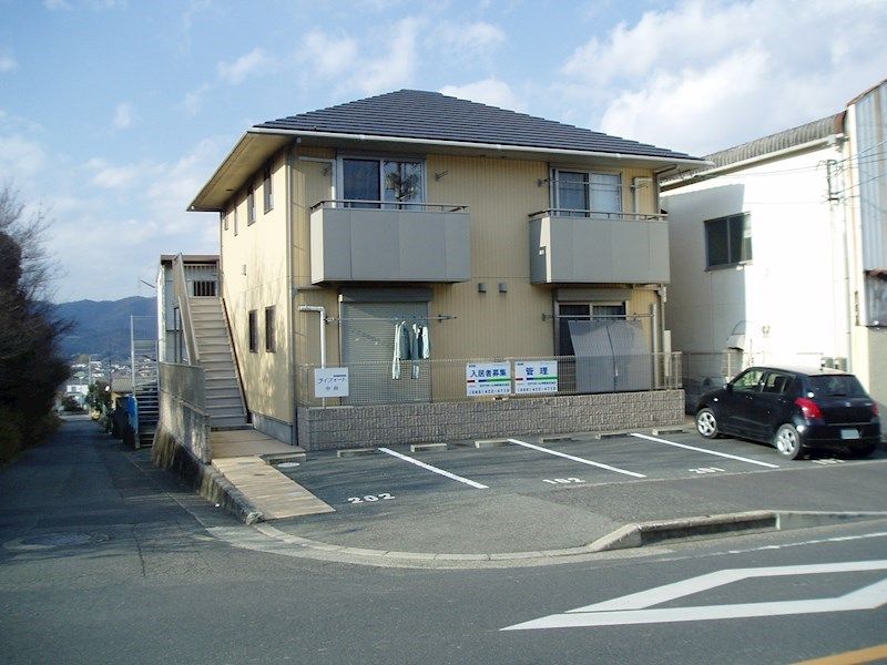 ライフォート中山の外観画像