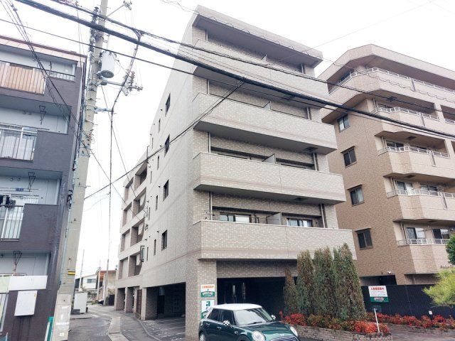 ブライム アソシエの外観画像