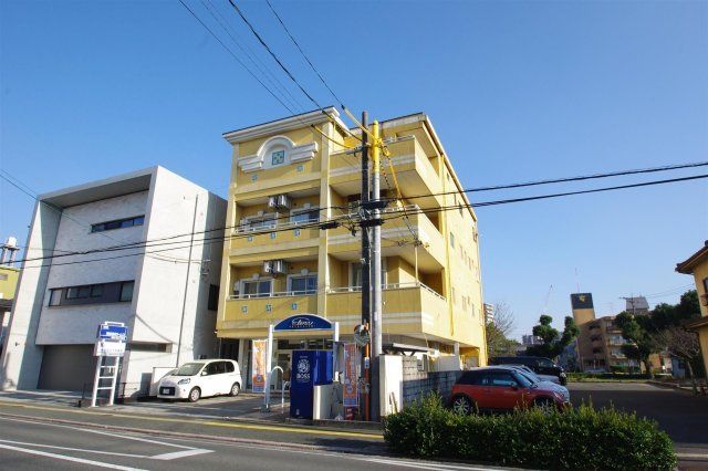 エリーナ新屋敷の外観画像