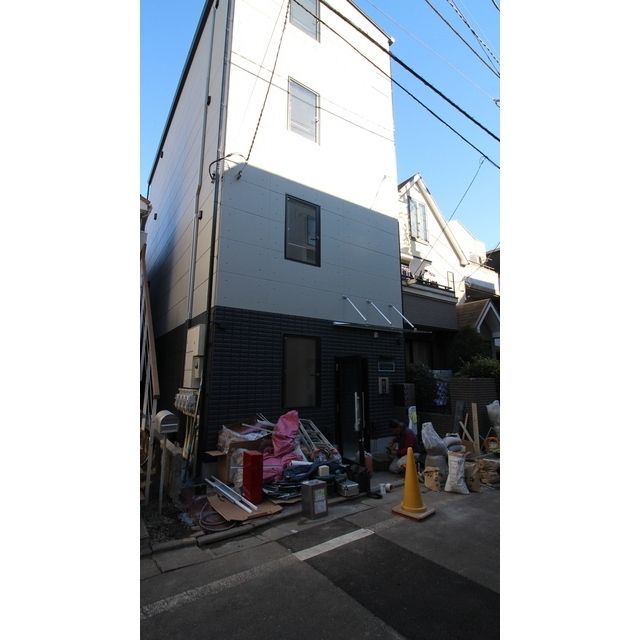 エクセラン池袋本町の外観画像