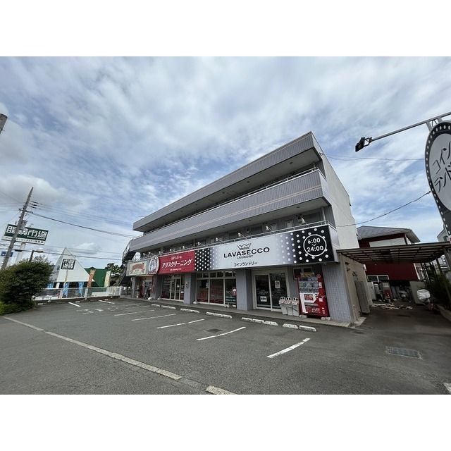 荒川マンションの外観画像