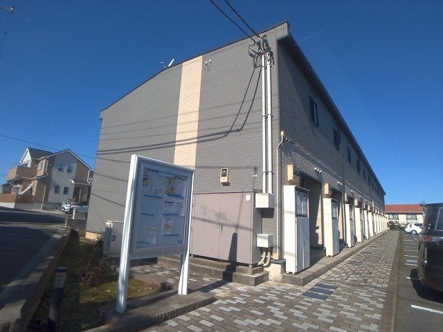 レオパレスみどりⅢの外観画像