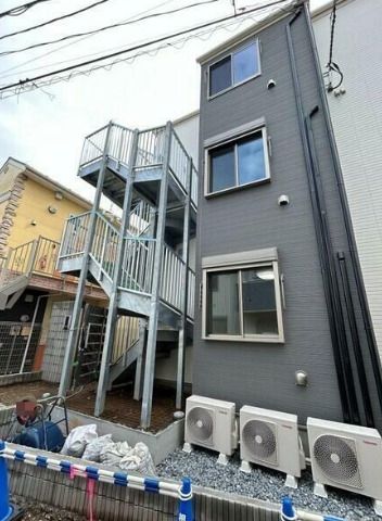 クレイン横浜の外観画像