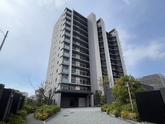 シャリエ摂津三島の外観画像