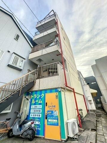 プラーズ末長の外観画像