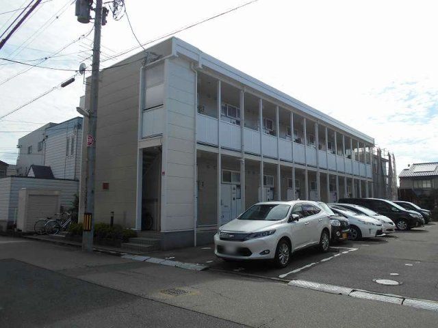 レオパレスエストントの外観画像