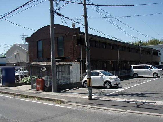 レオパレスグランドール早島の外観画像