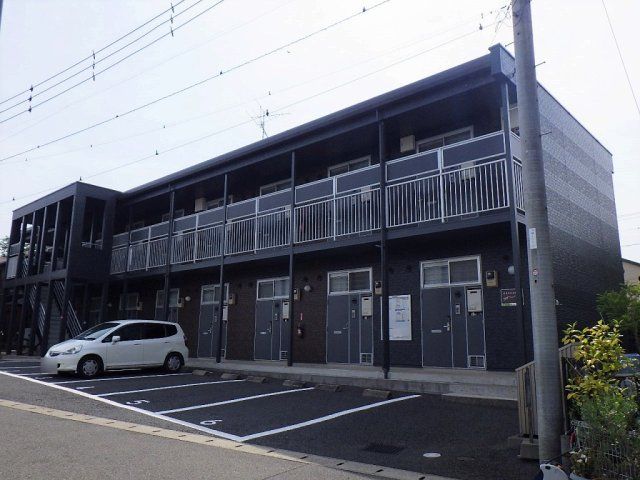 レオパレスエクレールの外観画像