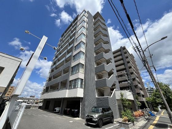 アルストロメリアの外観画像