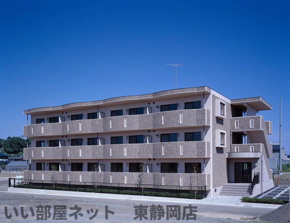 クレセントムーンの外観画像