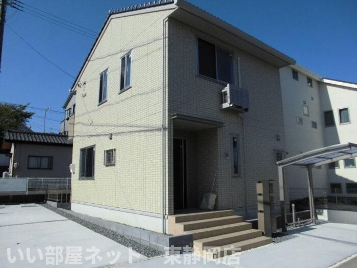 船越南町貸家の外観画像