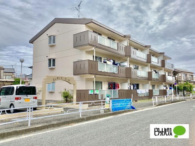 エレガンスHMの外観画像
