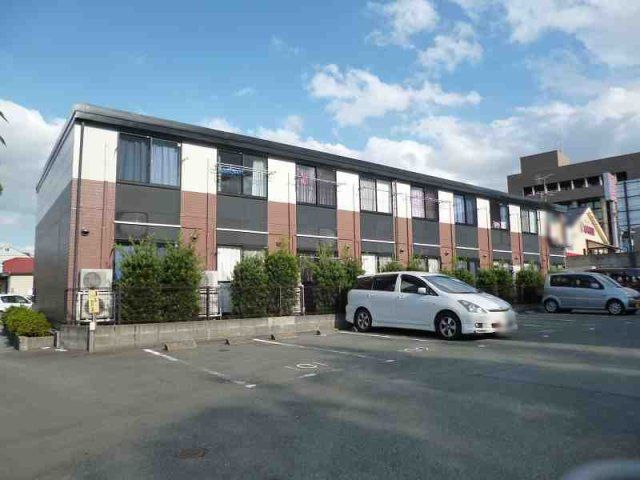 レオパレス梨乃木坂二番館の外観画像
