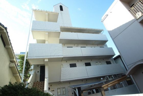 ディライト楽々園の外観画像