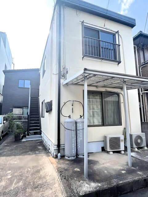忍川ハイツの外観画像