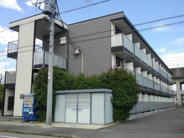 レオパレスオーロラの外観画像