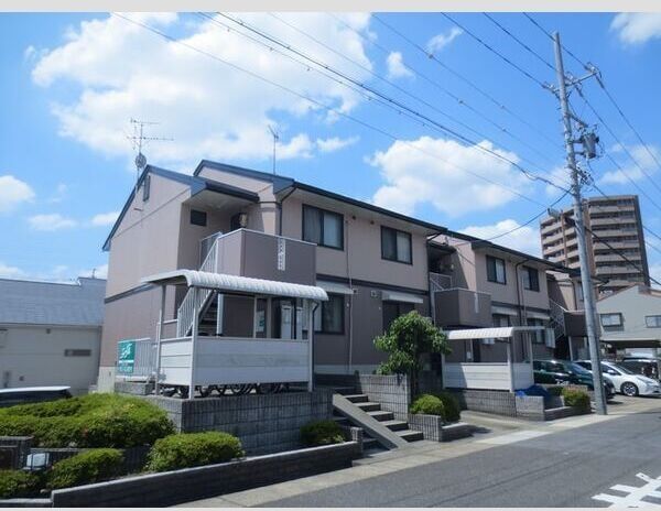 メゾンドール植田の外観画像